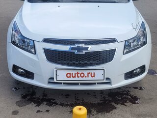 2010 Chevrolet Cruze I, белый, 750000 рублей, вид 2
