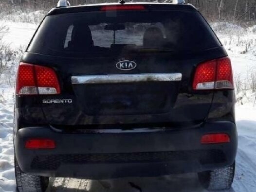 2011 Kia Sorento II, чёрный, 1300000 рублей