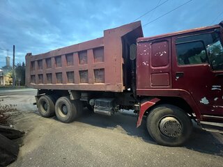 2007 Sinotruk Howo A5, красный, 990000 рублей, вид 3