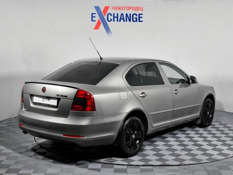 2010 Skoda Octavia II (A5) Рестайлинг, серый, 534000 рублей, вид 5