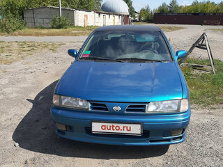 1996 Nissan Primera I (P10), голубой, 120000 рублей, вид 3