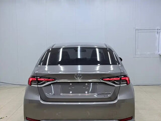 2023 Toyota Corolla XII (E210), серебристый, 1510300 рублей, вид 5