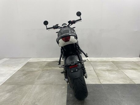 2021 Triumph Trident 660, чёрный, 720000 рублей, вид 4