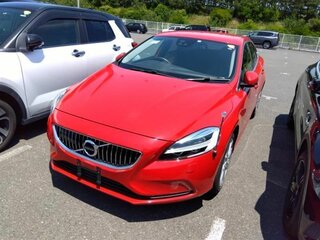 2017 Volvo V40 ECO II Рестайлинг, красный, 1360000 рублей, вид 1