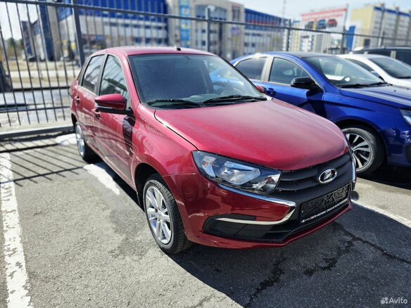 2026 Lada (ВАЗ) Granta I Рестайлинг, красный, 1238000 рублей
