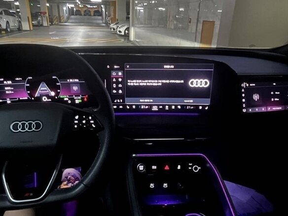 2026 Audi Q5 40 TDI III (GU), серый, 7400000 рублей - вид 5