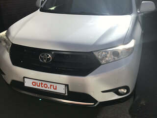 2012 Toyota Highlander II (XU40) Рестайлинг, белый, 1700000 рублей, вид 1