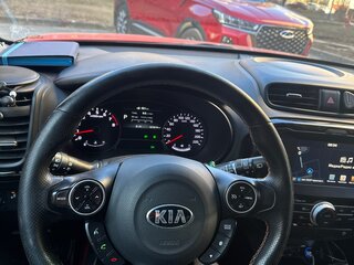 2016 Kia Soul II Рестайлинг, красный, 1400000 рублей, вид 4
