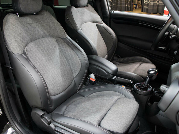 2015 Mini Hatch Cooper S III (F55/F56), чёрный - вид 15