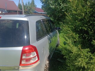 2008 Opel Zafira B Рестайлинг, серебристый, 435000 рублей, вид 3