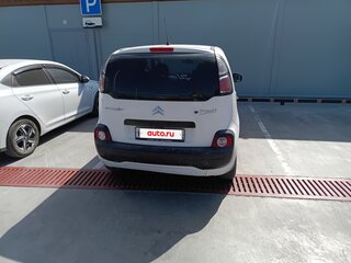2012 Citroen C3 Picasso I Рестайлинг, белый, 550000 рублей, вид 4