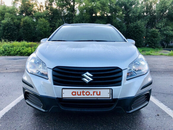 2014 Suzuki SX4 II (S-Cross), серебристый