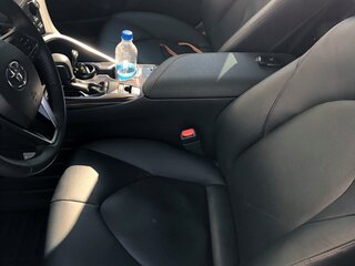 2020 Toyota Camry VIII (XV70), белый, 3650000 рублей, вид 2