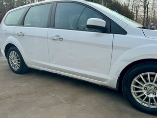 2011 Ford Focus II Рестайлинг, белый, 430000 рублей, вид 5