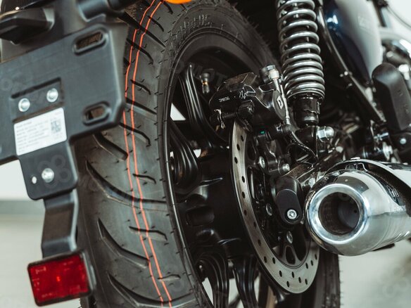 2026 Royal Enfield Meteor, синий, 519000 рублей - вид 14