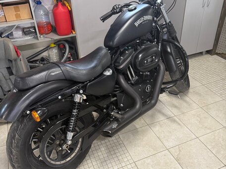 2015 Harley-Davidson Sportster 883, чёрный, 750000 рублей, вид 1