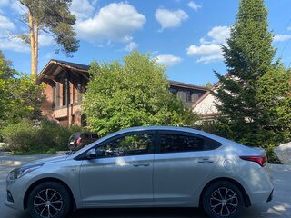 2017 Hyundai Solaris II, серебристый, 1320000 рублей, вид 5