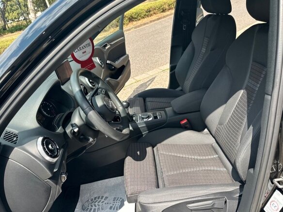 2019 Audi A3 III (8V) Рестайлинг, чёрный, 1860000 рублей - вид 10