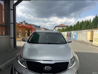 2014 Kia Sportage III Рестайлинг, серебристый, 1450000 рублей, вид 1