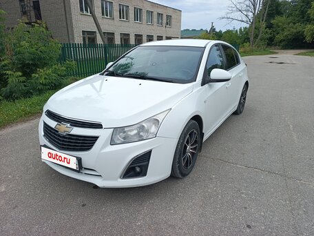 2013 Chevrolet Cruze I Рестайлинг, белый, 691000 рублей, вид 1