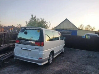 1997 Nissan Elgrand I (E50), белый, 900000 рублей, вид 3