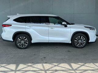 2026 Toyota Highlander IV (XU70), белый, 5450000 рублей, вид 5