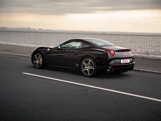 2011 Ferrari California I, чёрный, 8699000 рублей, вид 3