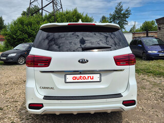 2018 Kia Carnival III, белый, 2700000 рублей, вид 4