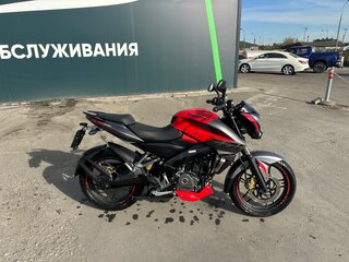2020 Bajaj Pulsar NS 200, красный, 200000 рублей, вид 3