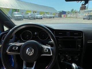 2019 Volkswagen Golf GTI VII Рестайлинг, синий, 2620000 рублей, вид 5