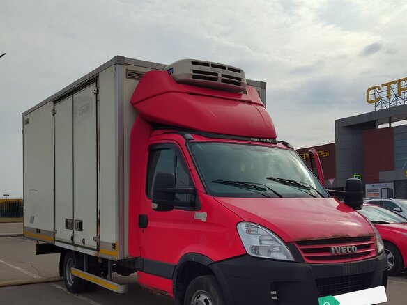 2008 Iveco Daily, красный, 1400000 рублей - вид 15