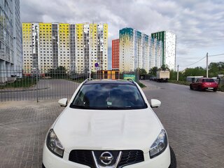 2012 Nissan Qashqai I Рестайлинг, белый, 1000000 рублей, вид 3