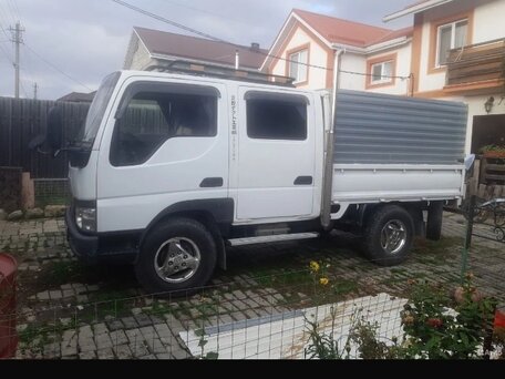 1986 Mazda Titan, белый, 1800000 рублей, вид 5