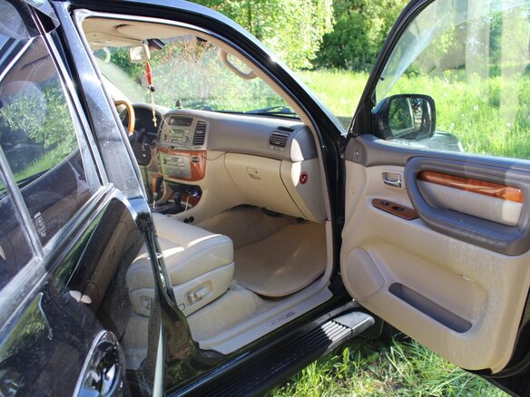2005 Lexus LX 470 II Рестайлинг, чёрный, 1820000 рублей - вид 12
