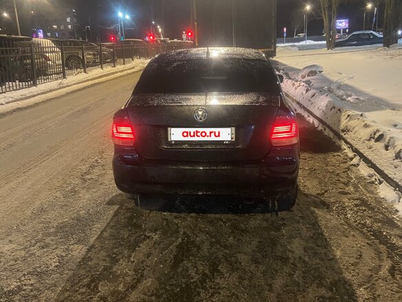 2012 Volkswagen Polo V, чёрный, 460000 рублей - вид 2