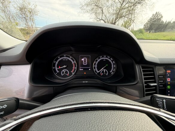 2021 Skoda Kodiaq I, серый - вид 10
