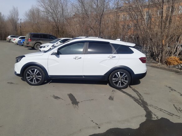 2019 Lada (ВАЗ) Vesta SW I, белый, 1250000 рублей - вид 3