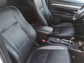 2013 Mitsubishi Outlander III, белый, 1250000 рублей, вид 5
