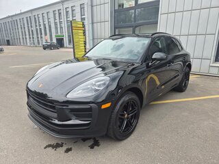 2022 Porsche Macan I Рестайлинг 2, чёрный, 5725000 рублей, вид 1