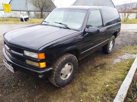 1997 Chevrolet Tahoe I, чёрный