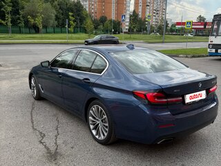 2020 BMW 5 серии 530i xDrive VII (G30/G31/G38) Рестайлинг, синий, 3700000 рублей, вид 4