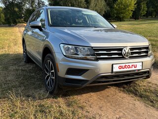 2019 Volkswagen Tiguan Allspace II, серебристый, 2091000 рублей, вид 1