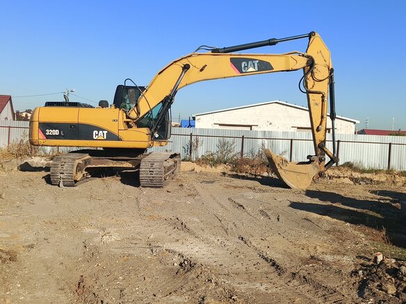 2011 Caterpillar 330D2 L, жёлтый, 5500000 рублей - вид 16