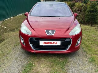 2011 Peugeot 308 I Рестайлинг, красный, 400000 рублей, вид 2