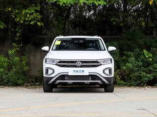 2026 Volkswagen T-Roc I Рестайлинг, белый, 2643675 рублей, вид 3