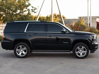 2018 Chevrolet Tahoe IV, чёрный, 3800000 рублей, вид 4