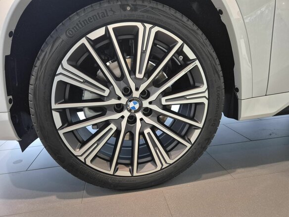 2025 BMW X1 Long 25Li xDrive III (U11/U12), белый, 6150000 рублей - вид 19