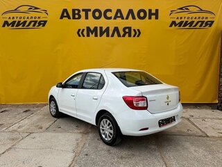 2017 Renault Logan II, белый, 730000 рублей, вид 3