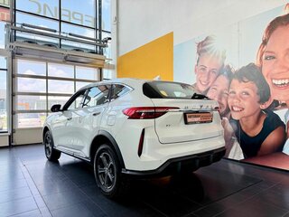 2023 Haval F7 I Рестайлинг, белый, 1915000 рублей, вид 4