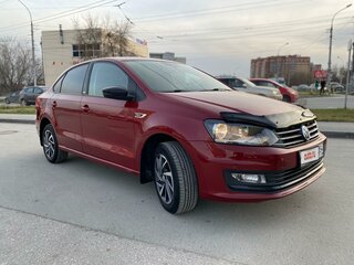 2017 Volkswagen Polo V Рестайлинг, красный, 1350000 рублей, вид 1